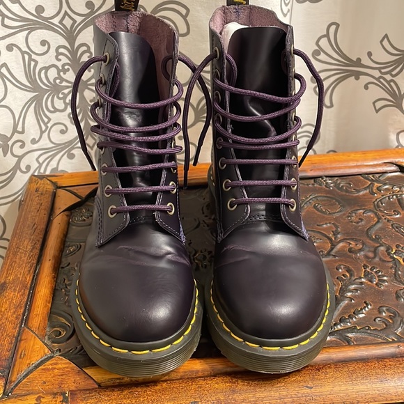 Dr Martens Eggplant 🍆 1460 - Picture 4 of 8